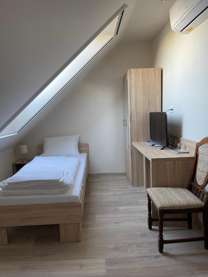 Szolofuert Fogado Bed & Breakfast Kecskemet Luaran gambar
