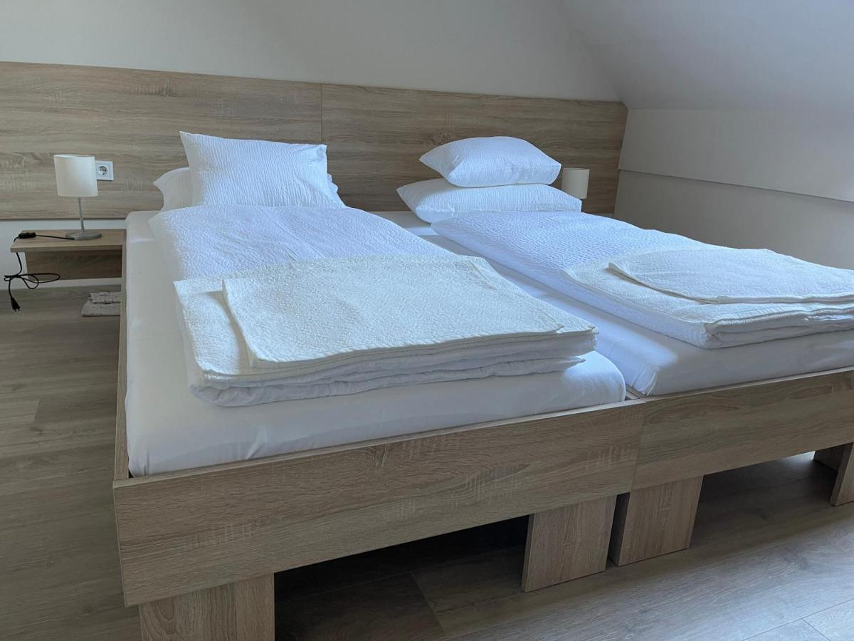 Szolofuert Fogado Bed & Breakfast Kecskemet Luaran gambar